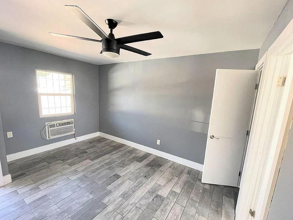 1st image of 1702 N Long Beach Blvd #19
