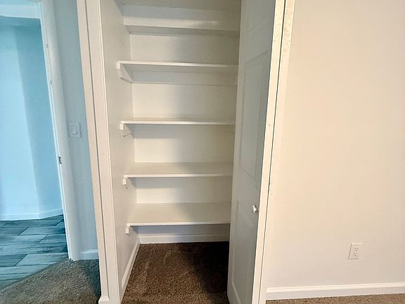 5th image of 3299 W Dakota Ave Unit B