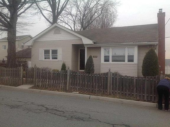 2nd image of 1095 Stonewall Ln