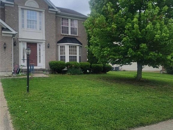 2nd image of 218 Irongate Dr
