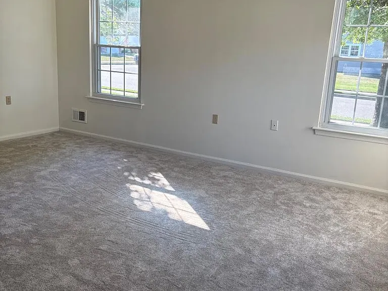 2 Elm Ct — Photo 20