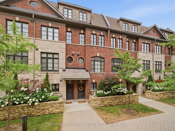250 Royalton Cmn #77, Oakville, ON L6H 0N2