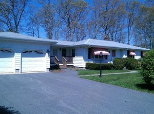 78 Delmage Rd, Swansea, MA 02777