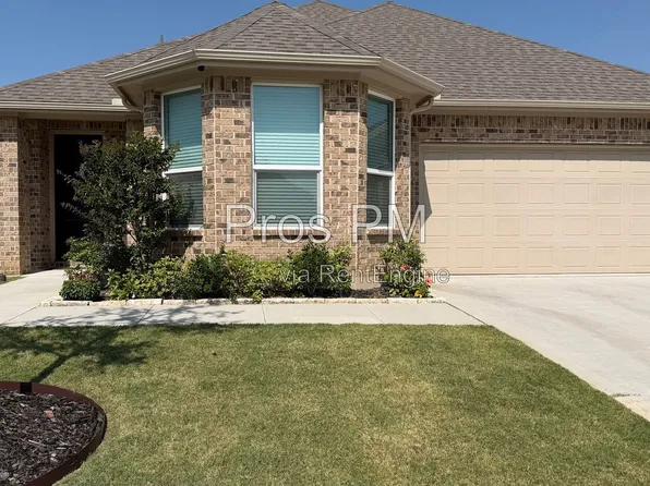 2104 Blackcap St, Denton, TX 76205