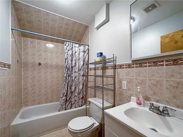 463 Beach 68th Street image 22 of 29