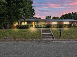 501 Cherokee Trce, Athens, TX 75751