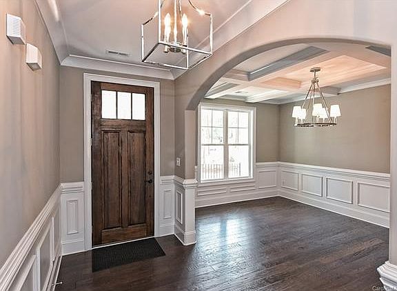3rd image of 7374 Bay Cove Ct