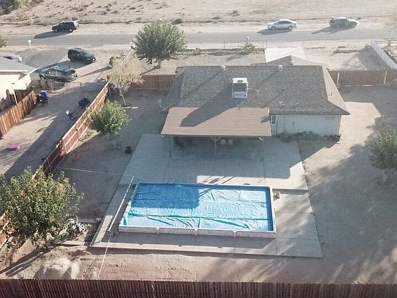 3rd image of 15746 Cashew St