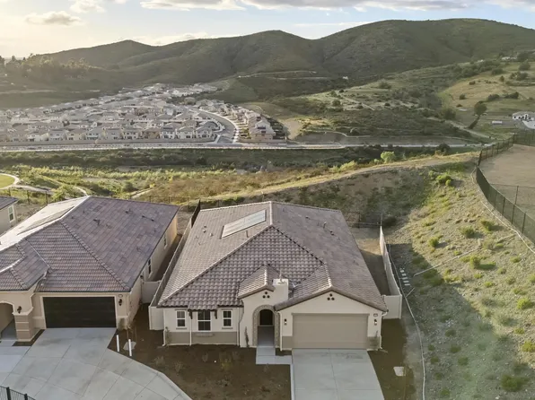 1238 Topanga Dr, San Marcos, CA 92069