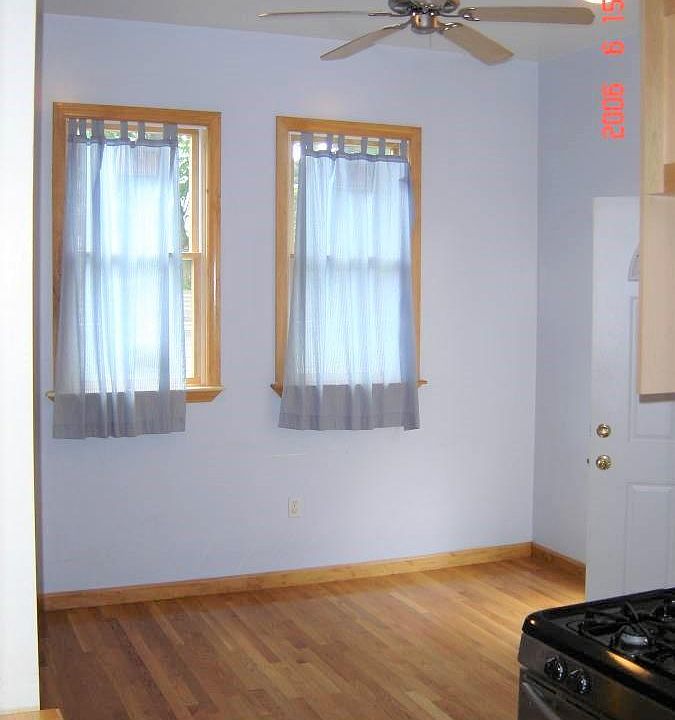 2nd image of 340 Windsor St