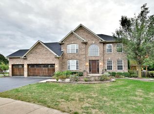 464 Bellar Ct, North Aurora, IL 60542