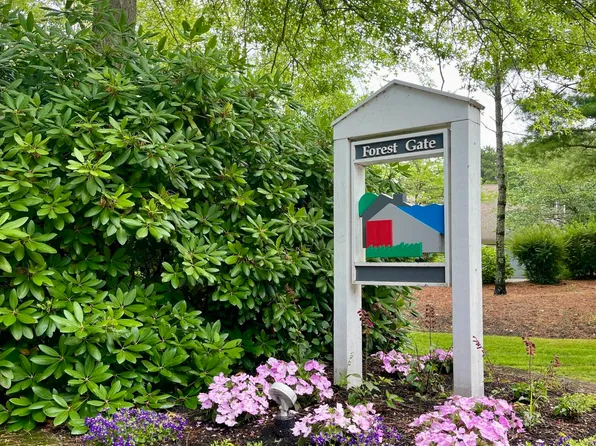 2 Forest Gate UNIT 2, Yarmouth Port, MA 02675