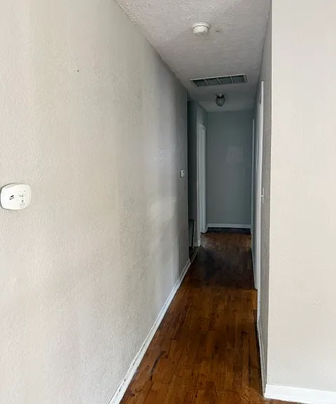 521 N Park Ave — Photo 7