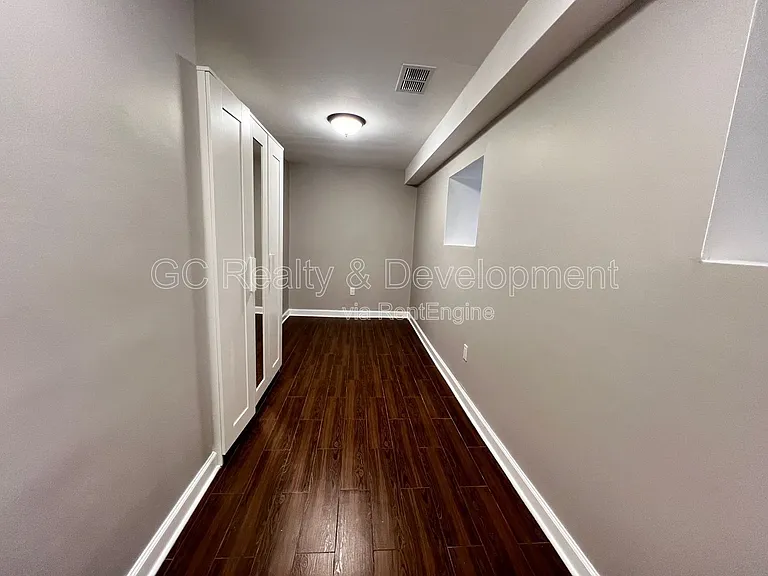 1439 N Artesian Ave #1 — Photo 17
