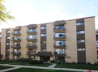 1623 Ashland Ave APT 3C, Des Plaines, IL 60016
