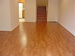 10206 Ridgeline Dr, Montgomry Vlg, MD 20886