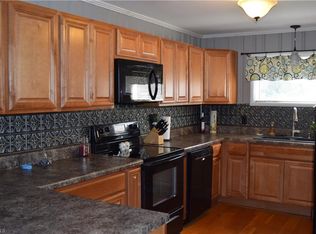 129 Woodpark Dr, Mocksville, NC 27028