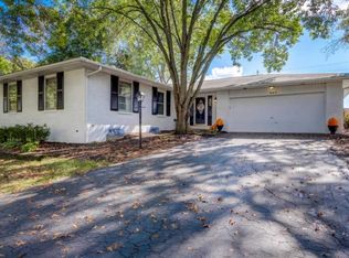 857 Lookout Point Dr, Columbus, OH 43235