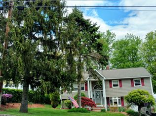 44 Farview Ave, Cedar Knolls, NJ 07927