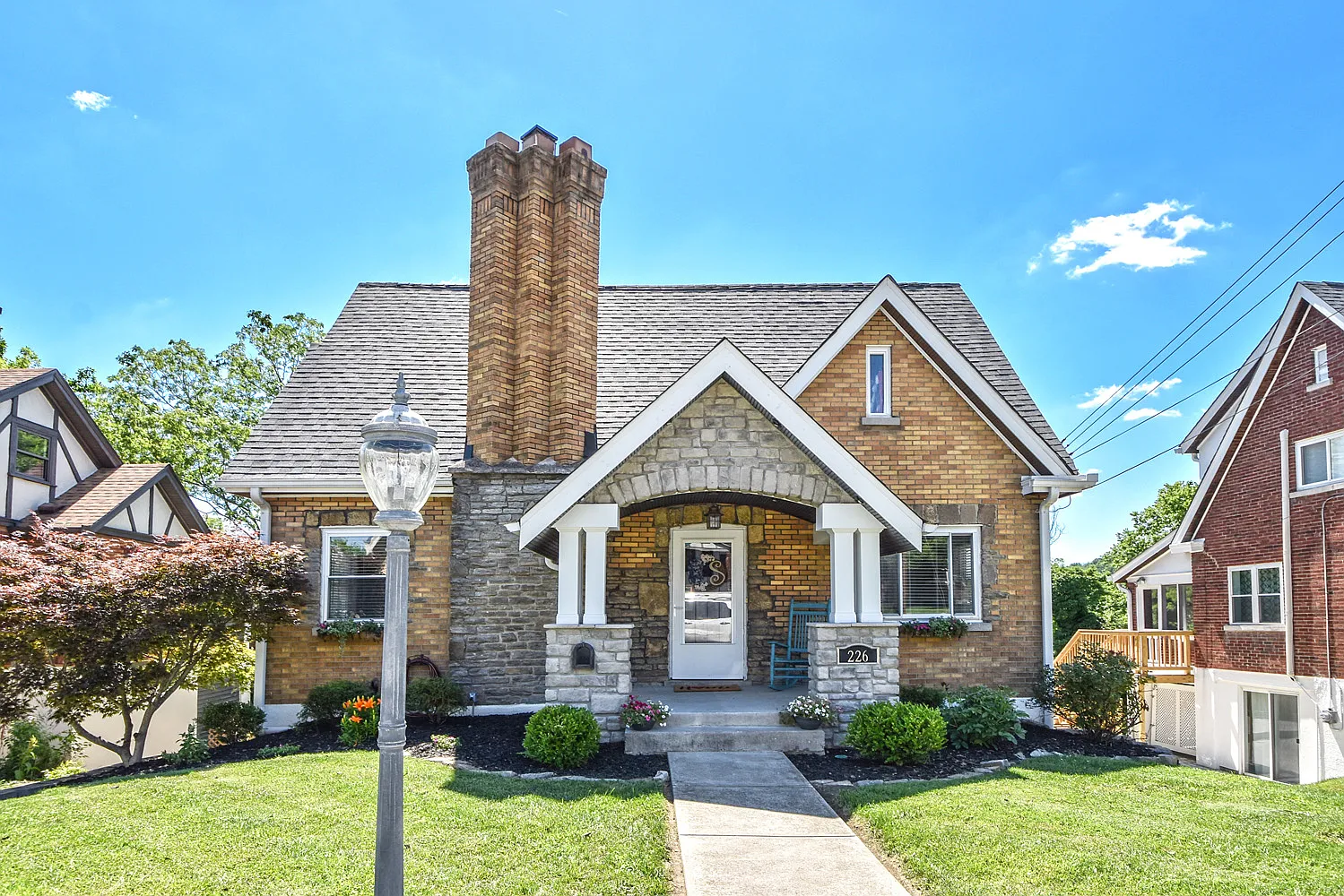 226 Glazier Ave photo 1