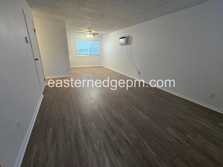 321 NW 8th Ave #315 — Photo 24