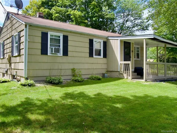 39 Mohawk Drive, Farmington, CT 06085