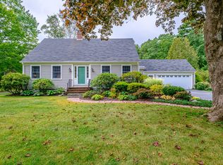 9 Wildwood Blvd, Cumberland Foreside, ME 04110