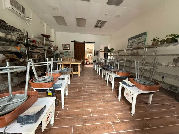 533 Central Avenue image 1 of 9