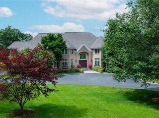 7 Fawn Ln, Armonk, NY 10504