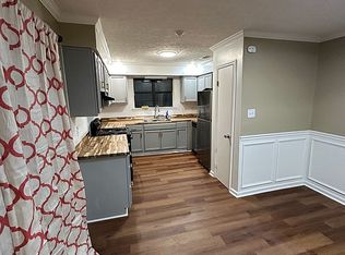 257 Garden Cir, Hinesville, GA 31313