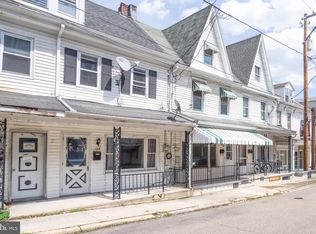 104 W Water St, New Philadelphia, PA 17959