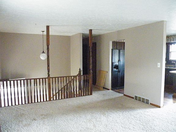 2nd image of 2683 Travis Dr