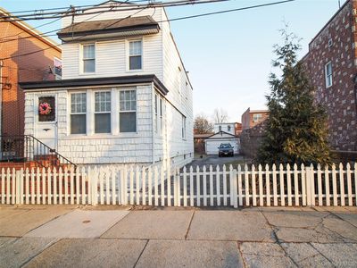 5844 78th Avenue, Ridgewood, NY, 11385