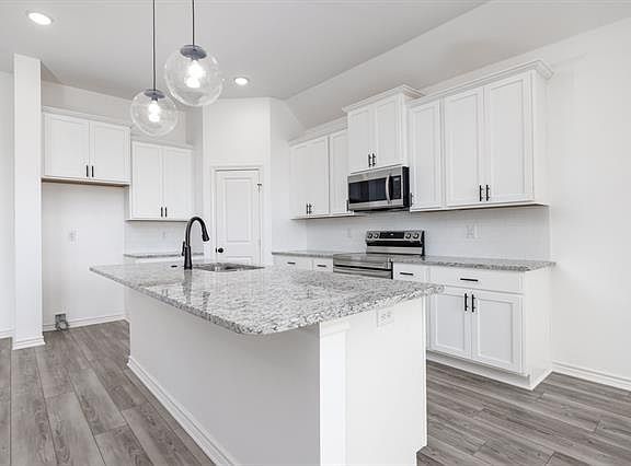 5th image of 12636 County Road 499