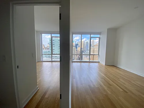 885 6th Ave #38E Photo 1 885 6th Ave #38E Photo 1