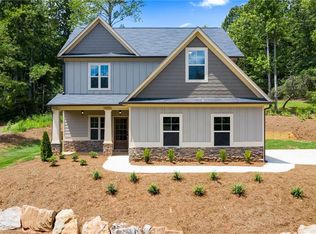 63 Cumberland Ridge Ct, Dallas, GA 30132