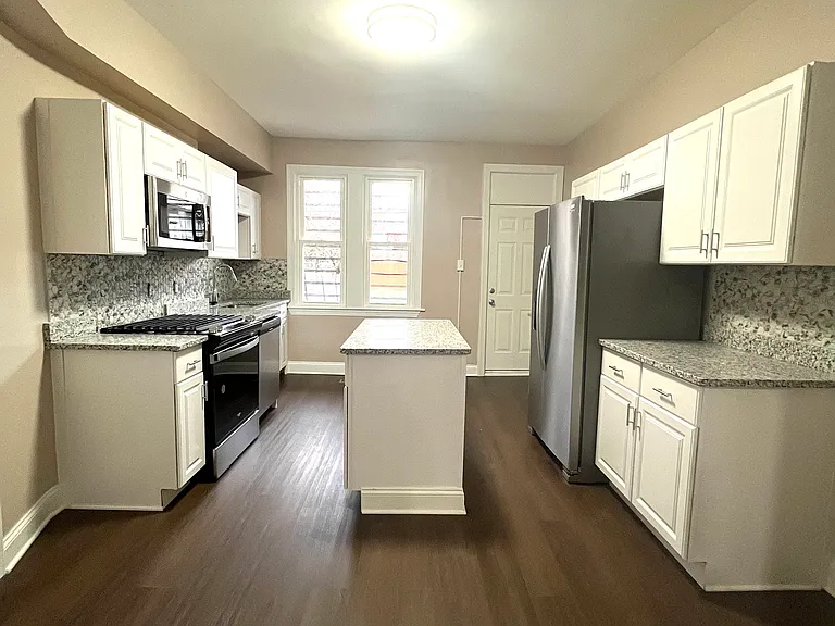 1726 N Smallwood St — Photo 4