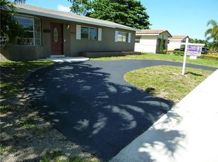 4711 W Park Rd, Hollywood, FL 33021