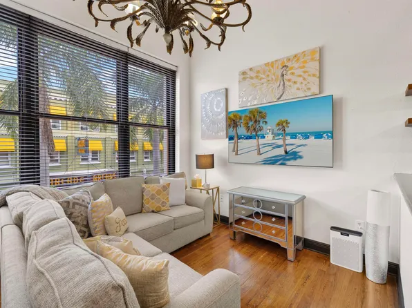 2260 1st St APT 209, Fort Myers, FL 33901