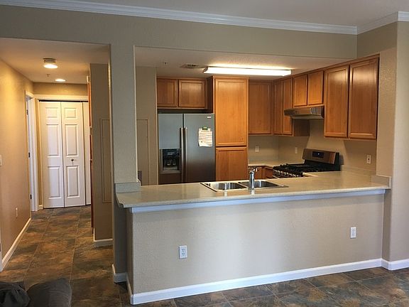 3rd image of 5201 Laguna Oaks Dr Unit 160