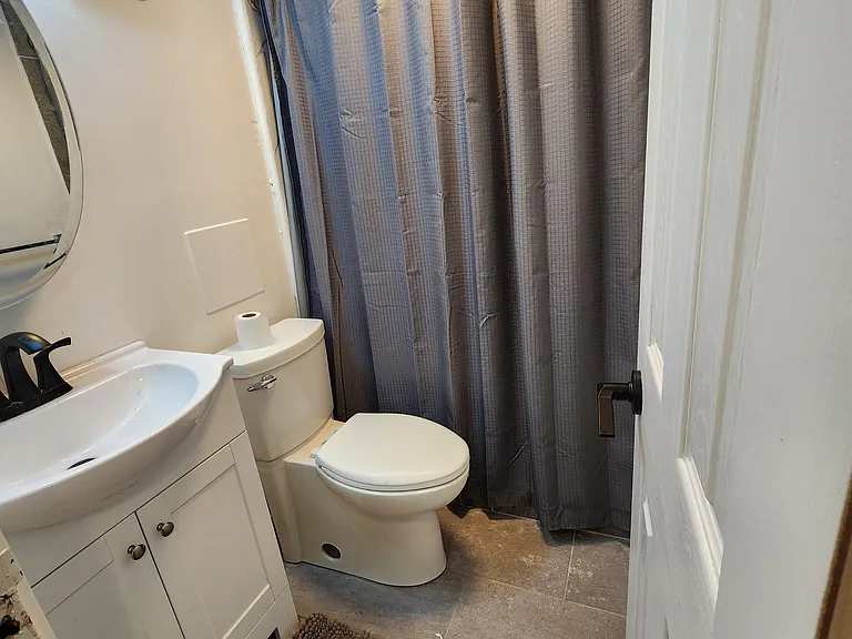 108 S Montpelier Ave #316 — Photo 4