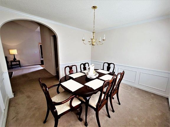 3rd image of 427 W Abington Way