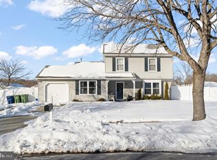 57 Longhurst Rd, Marlton, NJ 08053