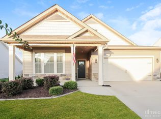 667 Ridgeville Crossing Dr, Inman, SC 29349