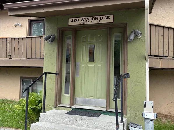 228 Woodridge St #1, Fairbanks, AK 99709