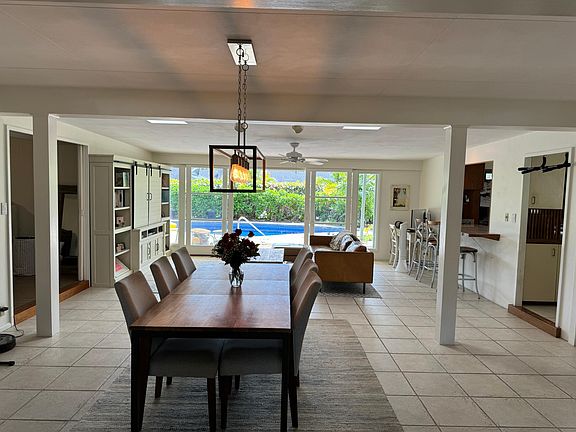 Dinning Room & Family Room