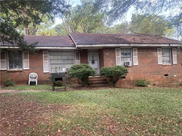 1302 Crescent Ridge Rd NE, Tuscaloosa, AL 35404
