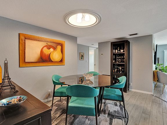 4th image of 3004 NE 5TH Terrace #107-C