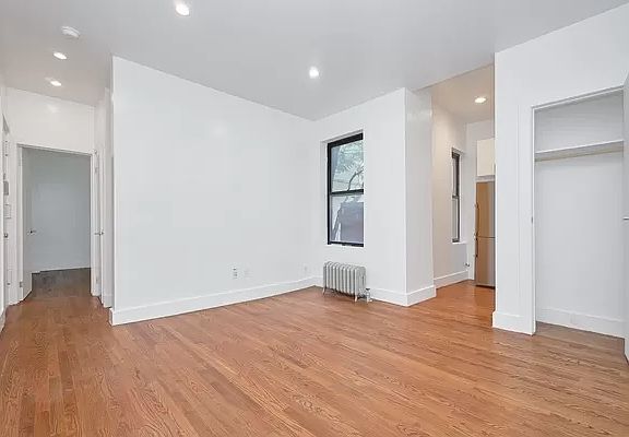 3rd image of 565 W 139th St APT 36
