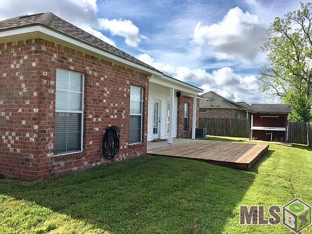 2nd image of 2115 Benedetto Ln